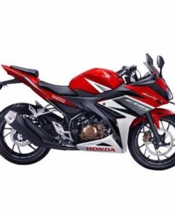 CBR-150R-Racing-Red