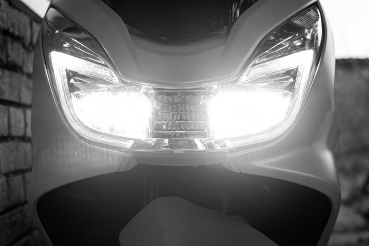 lampu motor halogen